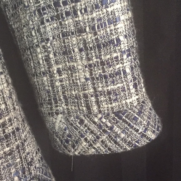 NWOT White/blue 3/4 sleeve collared blazer - Picture 2 of 3